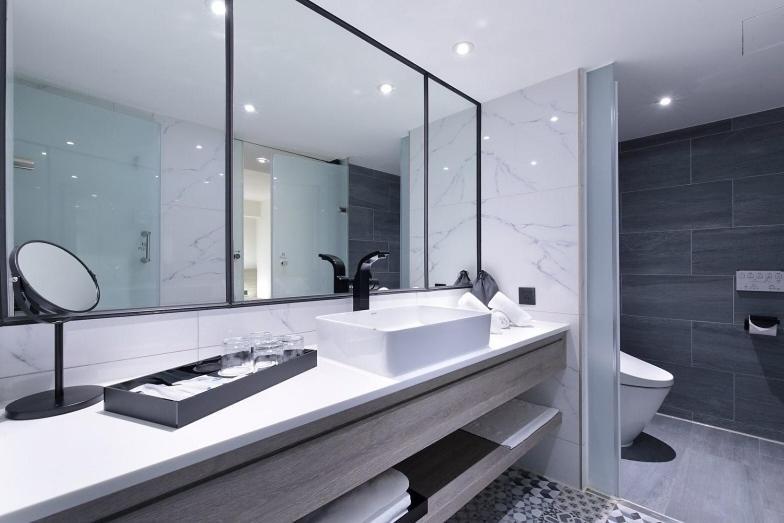 Keebe Hotel Cơ Long Ngoại thất bức ảnh
