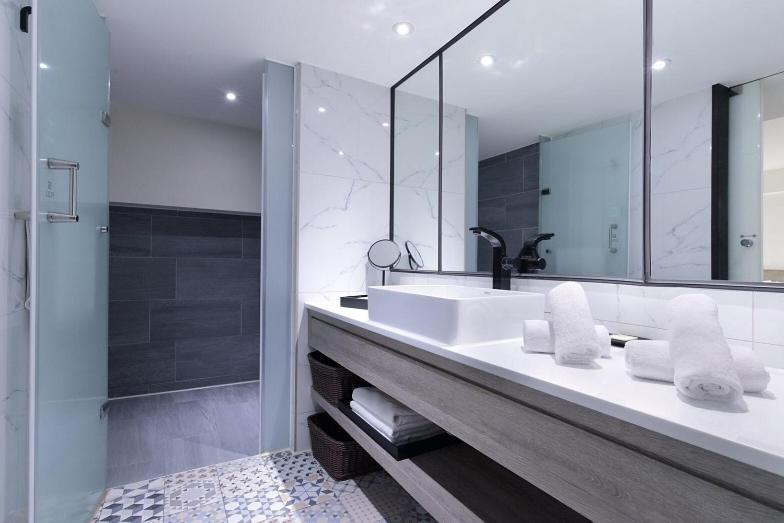 Keebe Hotel Cơ Long Ngoại thất bức ảnh