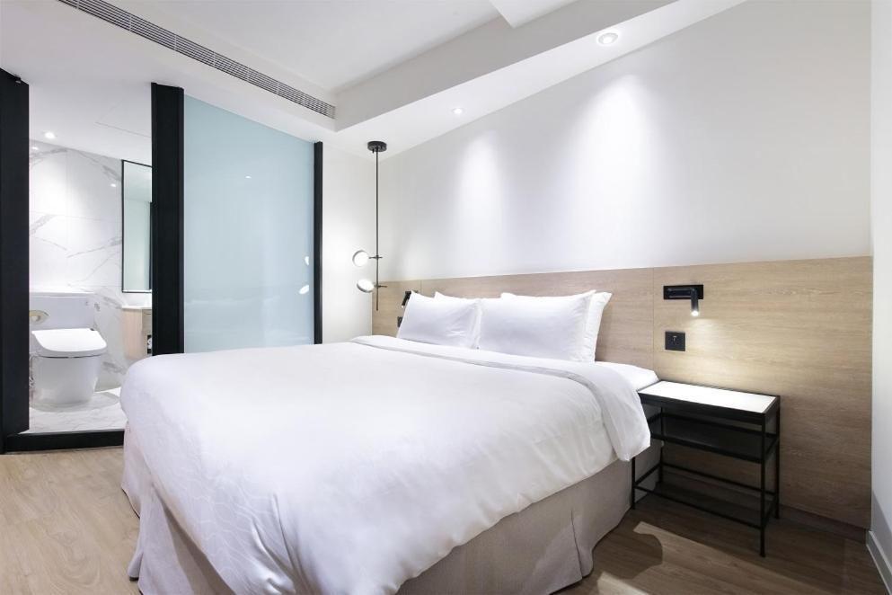 Keebe Hotel Cơ Long Ngoại thất bức ảnh